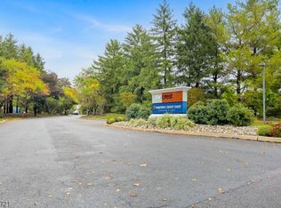 1419 Ravens Crest Dr E, Plainsboro, NJ 08536