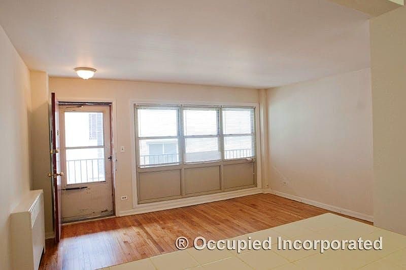 1st image of 1922 W Pratt Blvd #B1