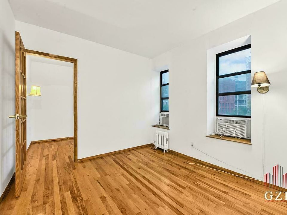 2nd image of 335 W 55th St #5R