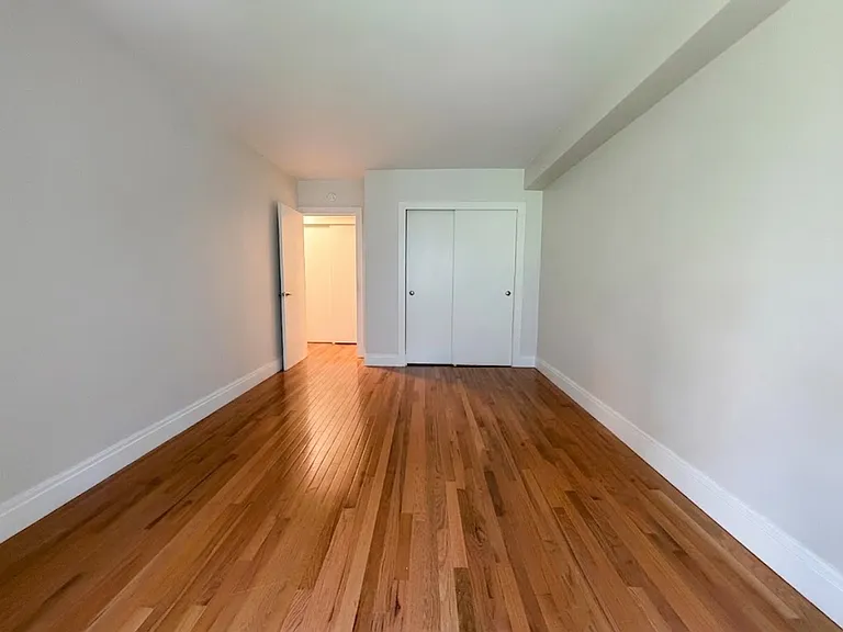 135 W 96th St #4CD — Photo 8