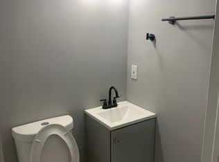 1372 Sherwood Ave, Baltimore, MD 21239