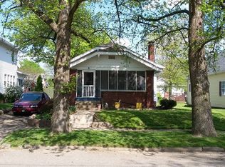 111 N French St, Sullivan, IN 47882