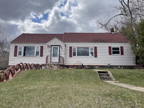 938 Ransom STREET, Ripon, WI 54971