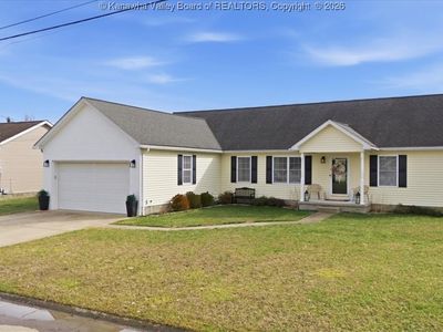 90 Citation Dr, Evans, WV, 25241
