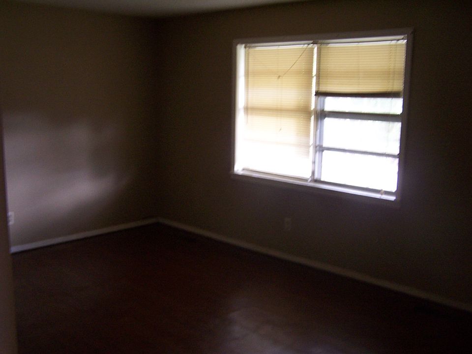 2nd image of 197 Gail Ave