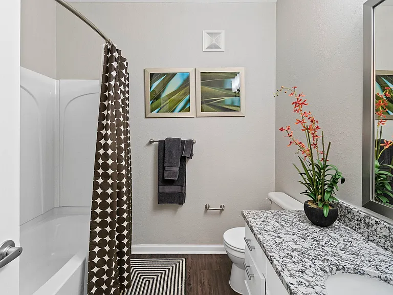 Edens Edge Apartments — Photo 11