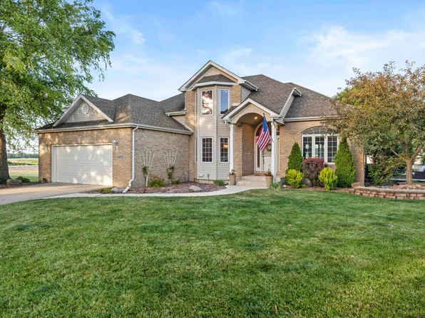 6921 Forest Ridge Dr, Schererville, IN 46375