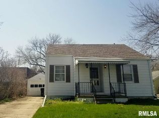 109 Kenwood St, East Peoria, IL 61611