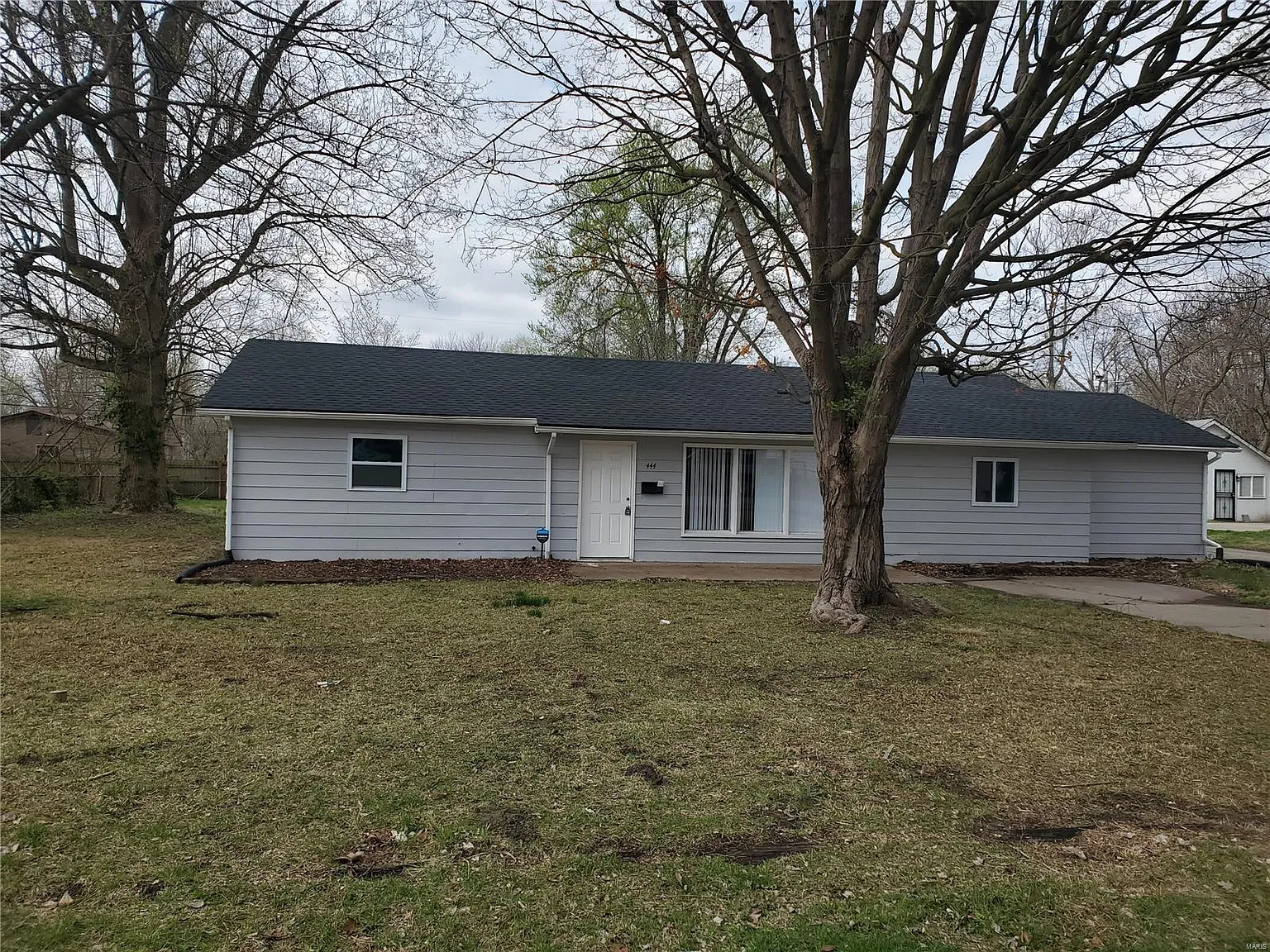 444 Chaudet Ave photo 1
