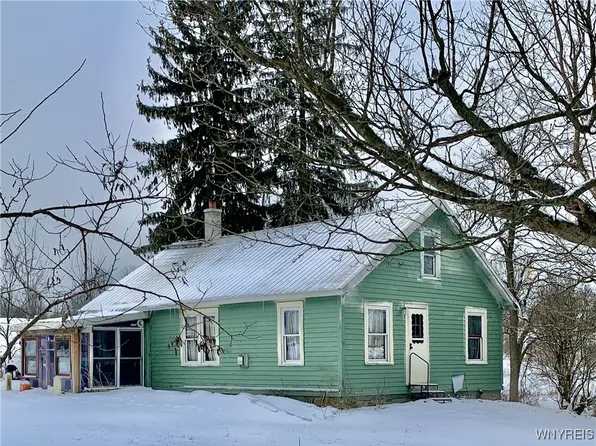 9703 Findlay Rd, Farmersville Station, NY 14060