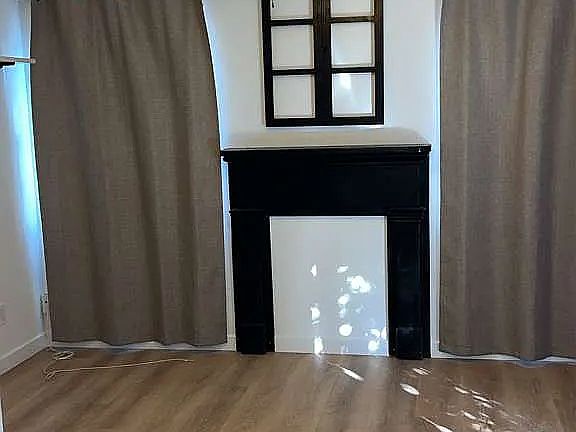 5th image of 4039 Van Dyke Ave #4