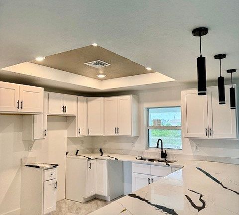 4th image of 414 Piper Ave
