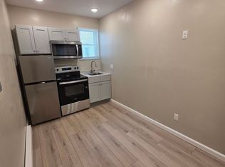 4713 Penn St, Philadelphia, PA 19124