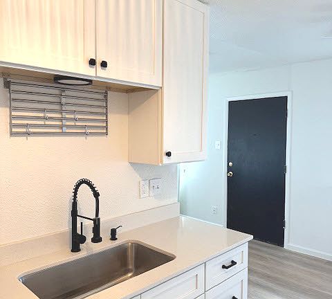 3rd image of 402 Cornell Dr SE #3
