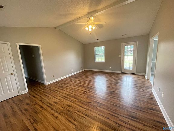 5th image of 217 Countrywood Ct