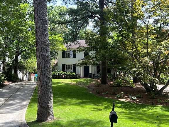 2nd image of 2849 Alpine Rd NE
