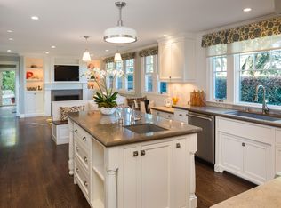 7128 Thornhill Dr, Oakland, CA 94611