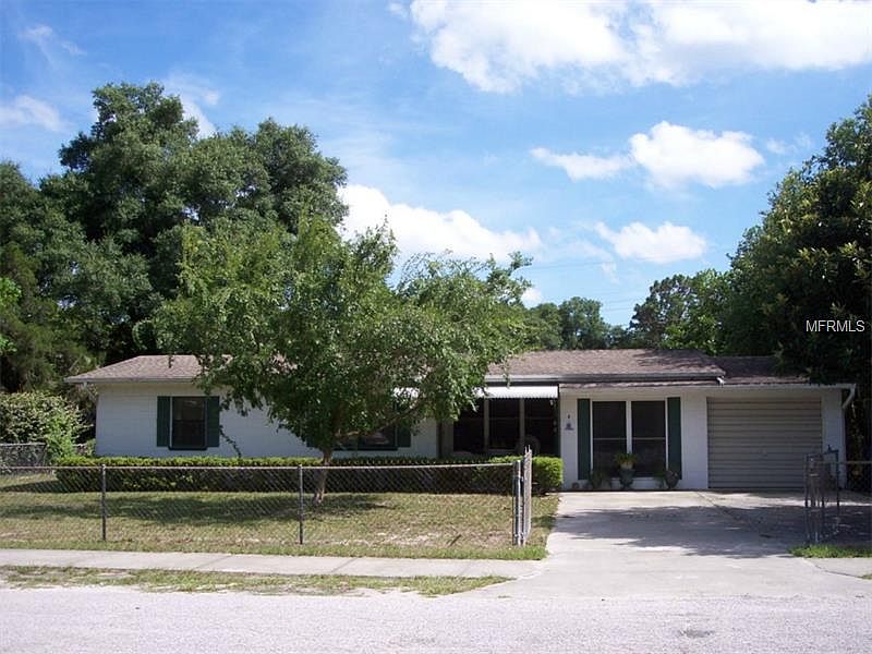 1st image of 4 Jeanette Dr