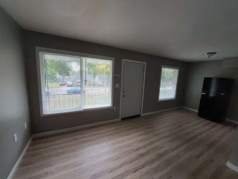 333 S Steffler St #4 — Photo 17