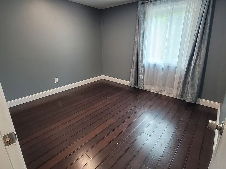 Guest Room 1