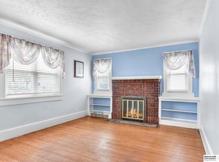 1202 S 44th St, Omaha, NE 68105