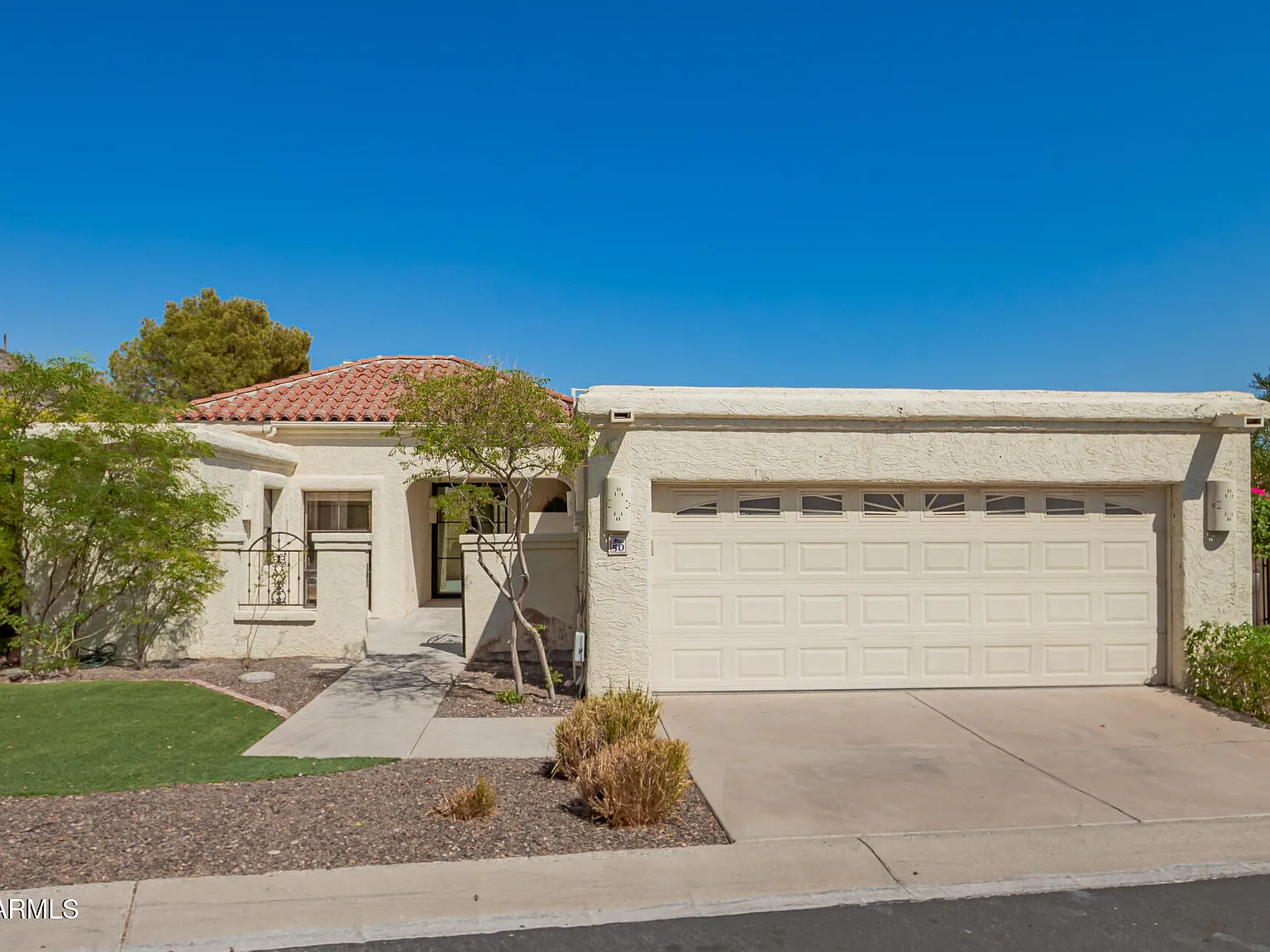 3 bed, 3.5 bath, 3531 sqft, $10,000 — Photo 3