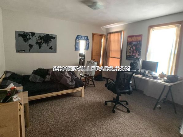 92 Pearson Rd #2
