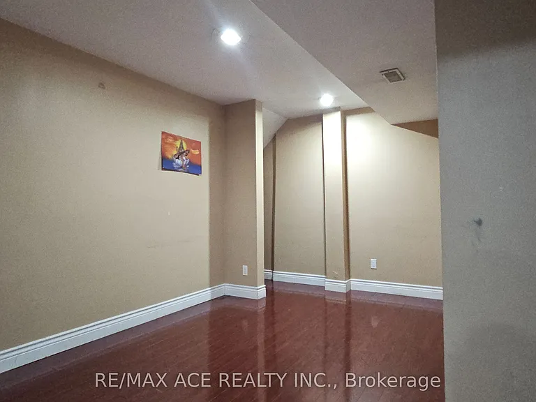 25 Fawnridge Trl #BASEMENT — Photo 15
