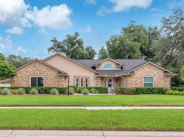 2421 OAK LANDING DRIVE, BRANDON, FL 33511