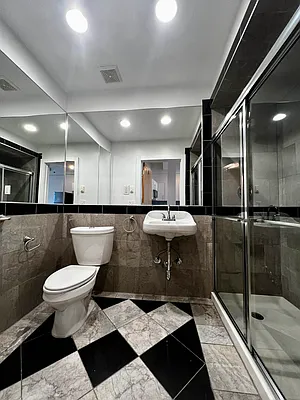 Rented by City Connections Realty | media 10