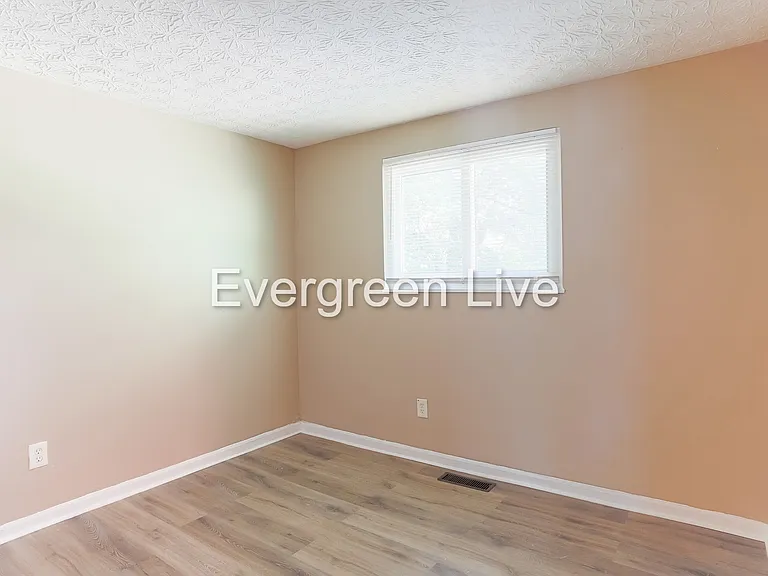 3420 Bruceton Ave — Photo 9