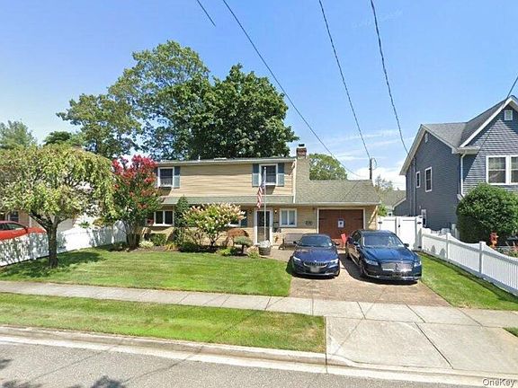 2nd image of 85 Riverside Avenue