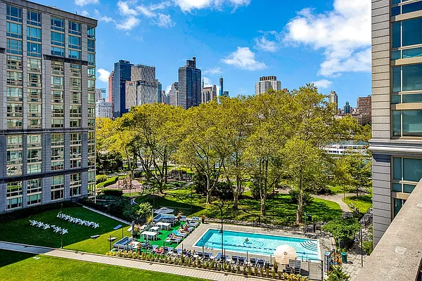 Rented by Bozzuto Management | media 16