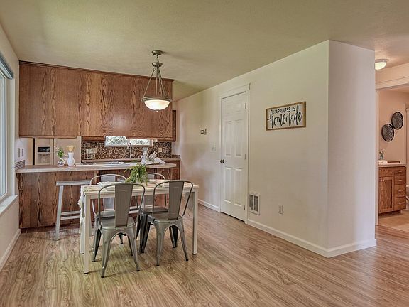 3rd image of 4419 S Sheri Ct
