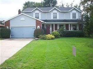 5160 Stevenson St, Richmond Heights, OH 44143