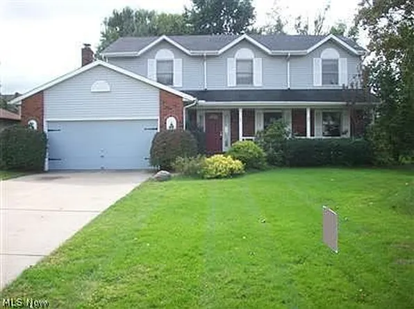 5160 Stevenson St, Richmond Heights, OH 44143
