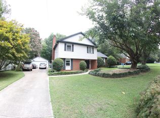 4315 Brookfield Dr, Charlotte, NC 28210
