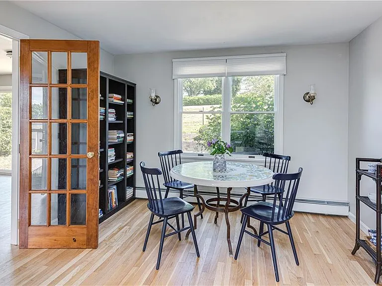 22 J H Dwyer Dr — Photo 9