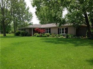 4750 Willow Rd, Zionsville, IN 46077