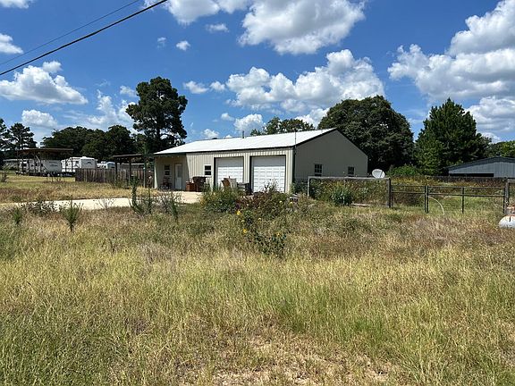 2nd image of 538 Lakeside Dr