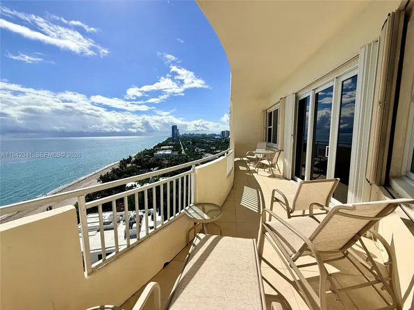 3180 S Ocean Dr, Hallandale, FL