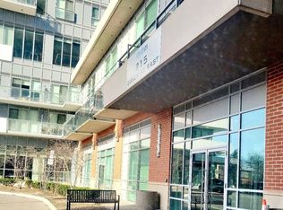 215 Queen St E UNIT 810, Brampton, ON L6W0A9