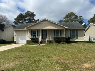 1418 Rougemart Dr, Fayetteville, NC 28304