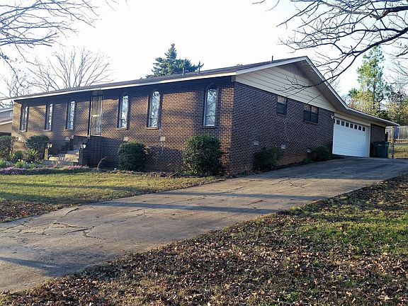 Side w/Garage