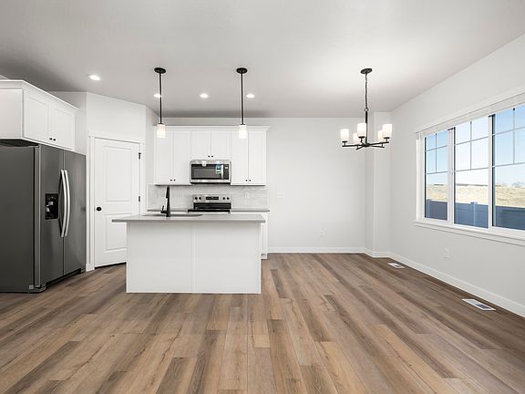 3rd image of 4096 W Hillscape Cir