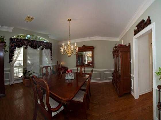 1st image of 4510 Castlewood St
