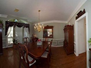 4510 Castlewood St, Sugar Land, TX 77479