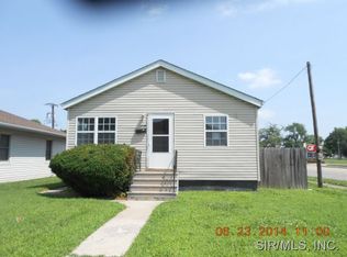 1835 6th St, Madison, IL 62060