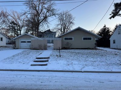 325 E 3rd St, Zumbrota, MN, 55992