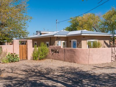 1801 Calle Pequeno NW, Albuquerque, NM, 87107